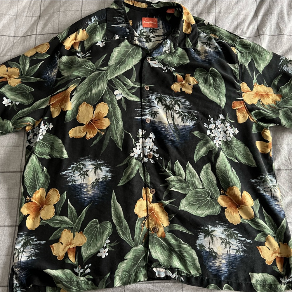 Tommy Bahama Black and Yellow Casual Button Down Big and Tall Shirt size 2XB